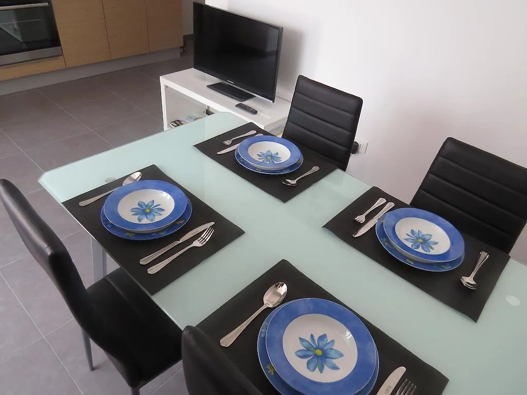 Apartment Prestige With Free Parking Σπλιτ